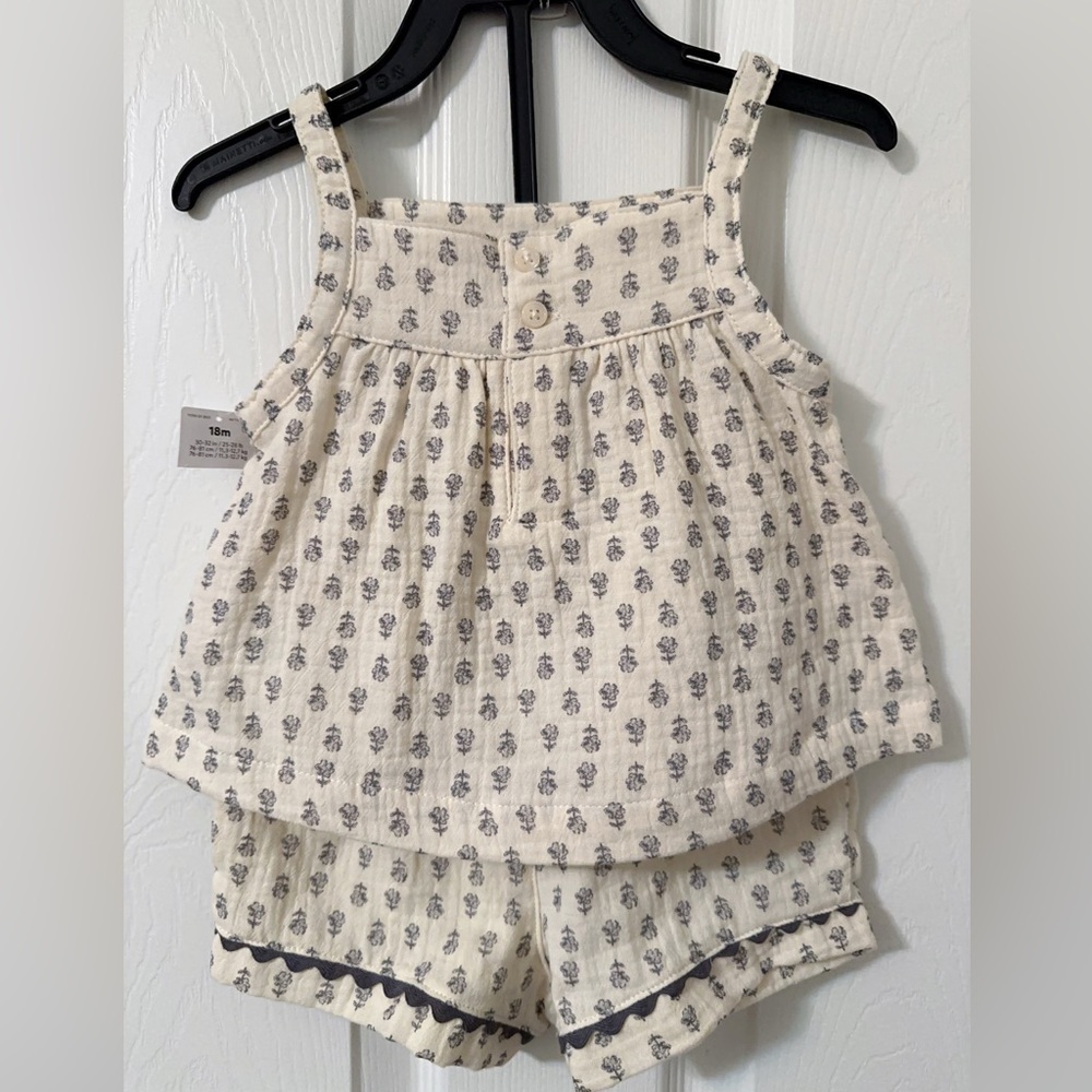 Carter’s Adorable Cream and Grey Floral Print Set 2 Piece - Picture 8 of 10